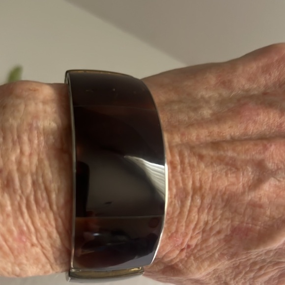 CUFF bracelet with brown inlay stones. - Picture 5 of 7